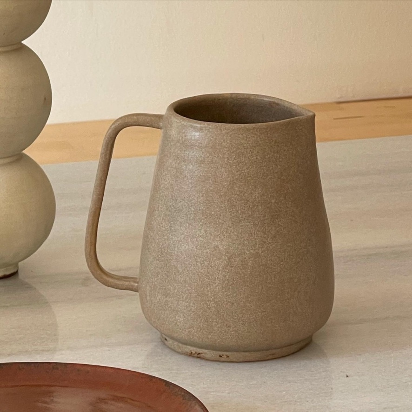 JUG // ASH STONE