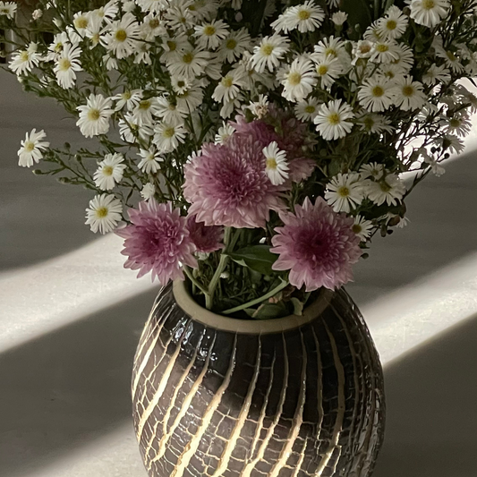 VESSEL // CRACKED BLACK WITH HEAVY DISTORTION