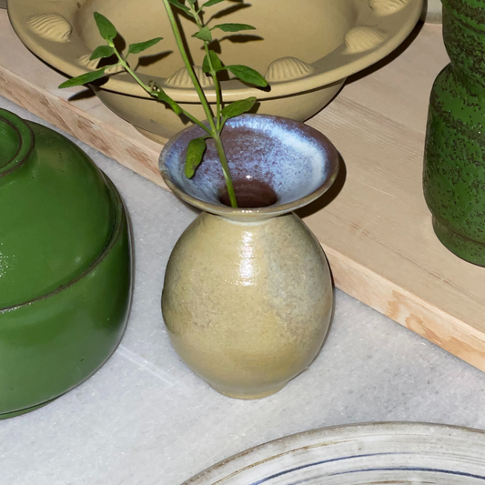 VASE // WIDE MOUTH ASHED CITRINE