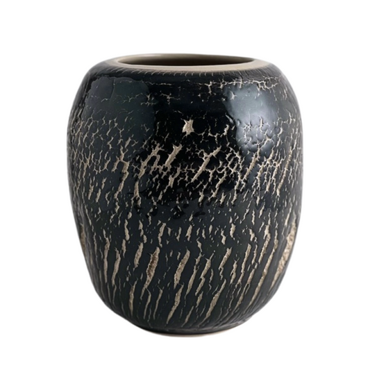 VESSEL // CRACKED BLACK