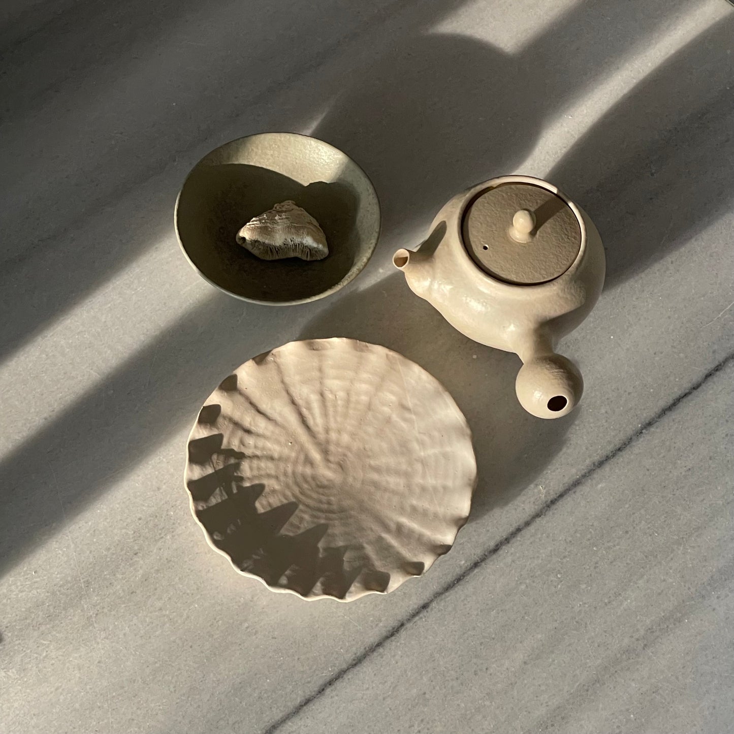 TEAPOT // IVORY