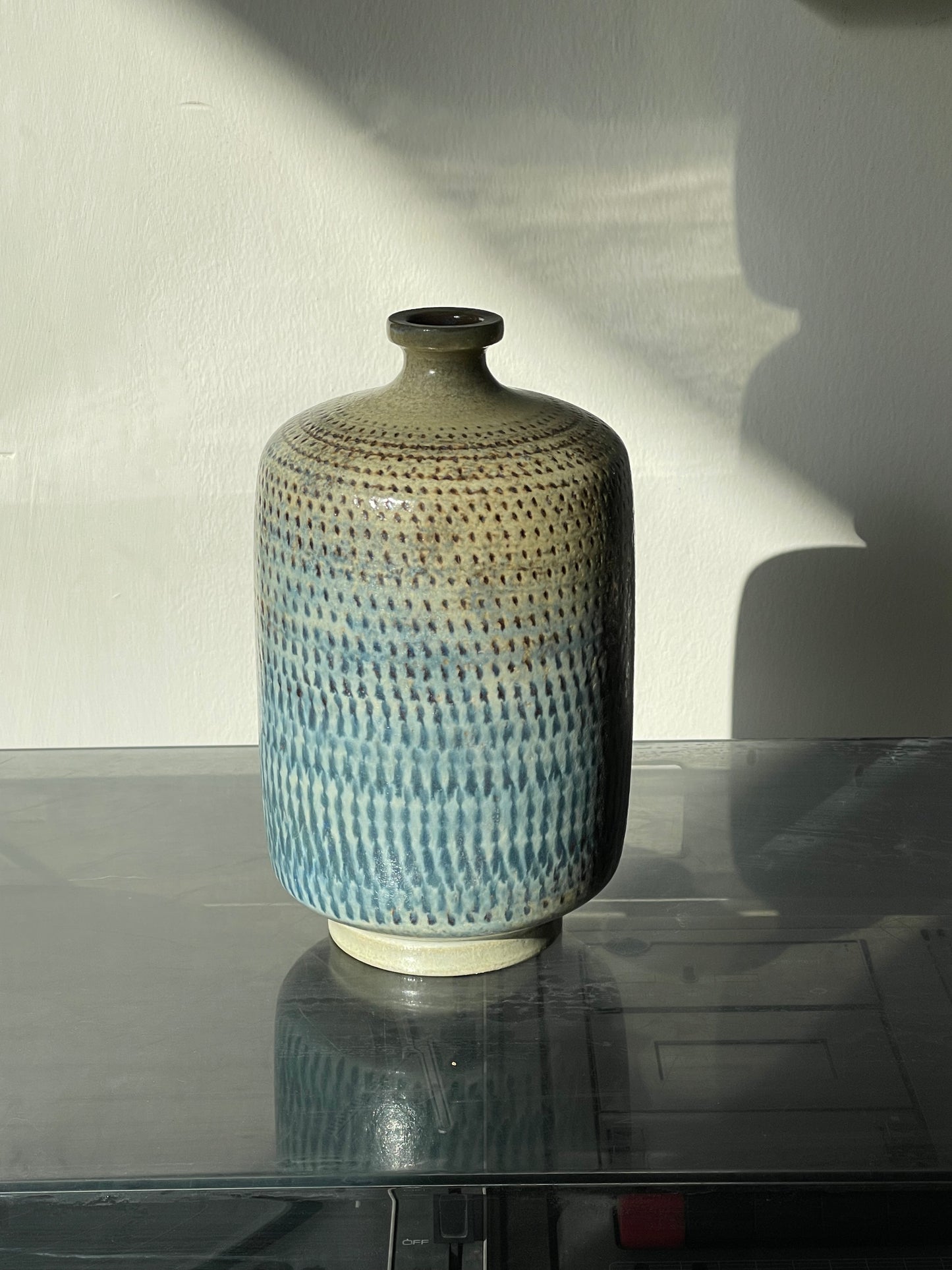 BOTTLE // KANNA COBALT