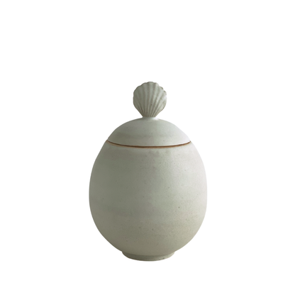 LIDDED JAR // QUEEN SCALLOP SATIN WHITE