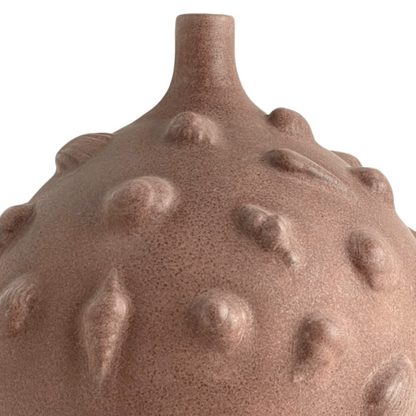 VASE // CORAL BROWN
