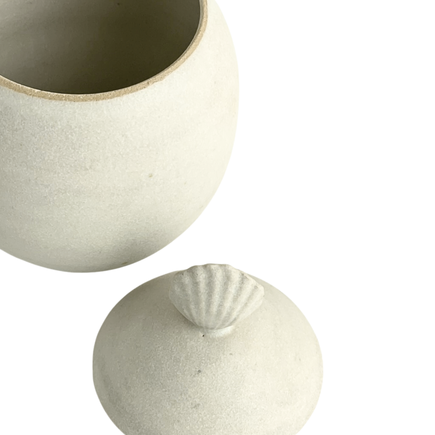 LIDDED JAR // QUEEN SCALLOP SATIN WHITE