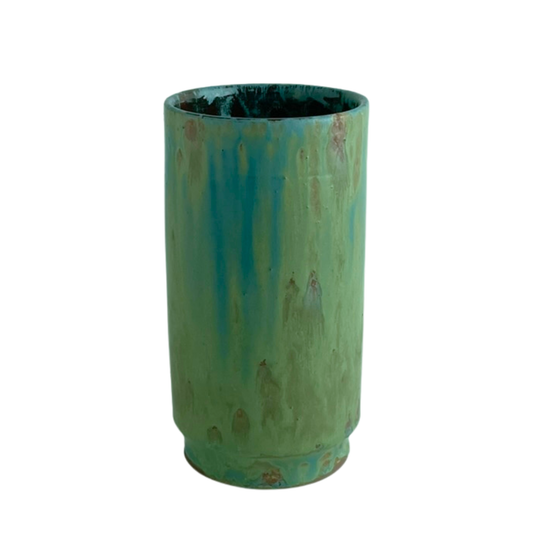 VASE // CYLINDIRICAL FOUNTAIN