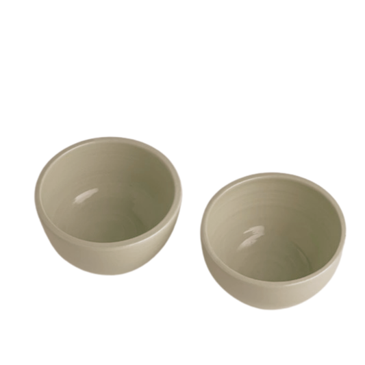TEA CUP // GLOSSY CREAM
