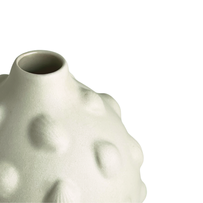 VASE // MATTE SATIN WHITE WITH SHELLS
