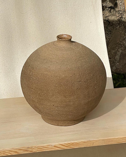 VASE // ROUND RAW BROWN