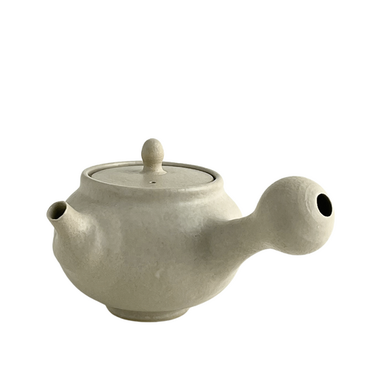 TEAPOT // IVORY