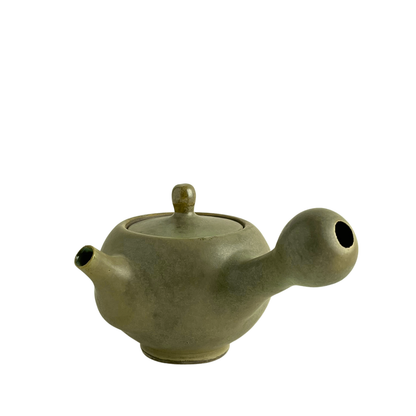 TEAPOT // BITTER GREEN