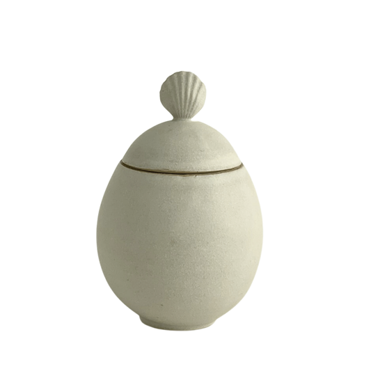 LIDDED JAR // QUEEN SCALLOP SATIN WHITE