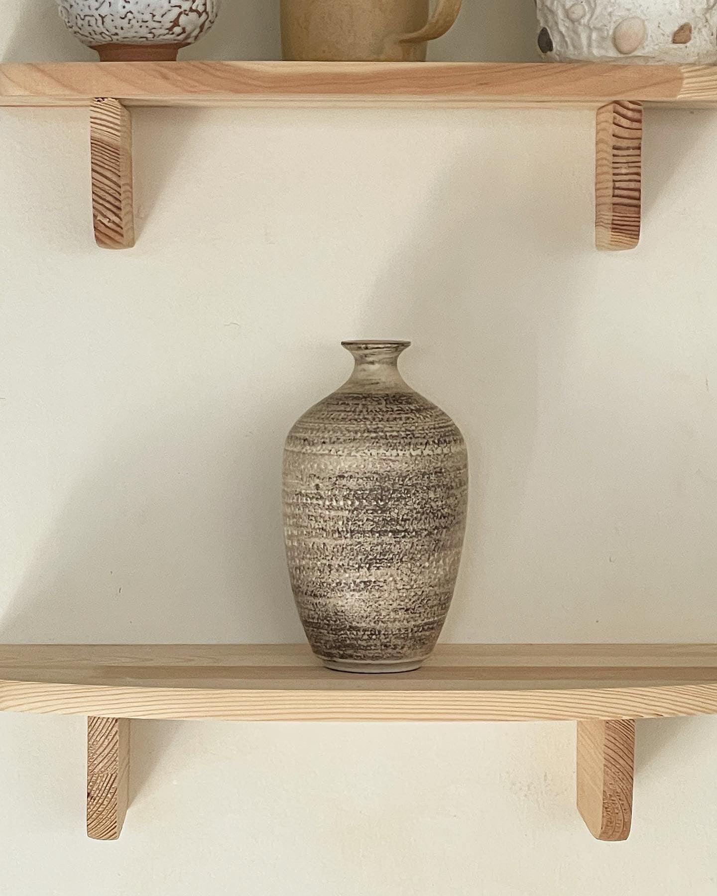 VASE BOTTLE // KANNA MANGANESE