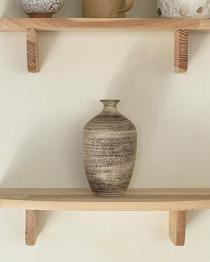VASE BOTTLE // KANNA MANGANESE